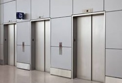 Какие лифты должны быть установлены в новостройках?
