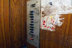 В Бердске осталось поменять 36 лифтов