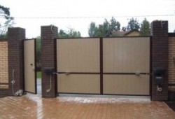 Особенности установки распашных ворот