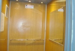 В больницы Миасса нужны новые лифты