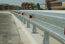 Для чего нужны дорожные барьерные ограждения 11ДО