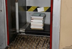 Книга – лифтом: использование подъемников в библиотеке