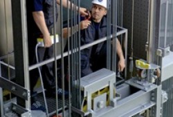 Как часто должно проводиться обслуживание лифтового оборудования?